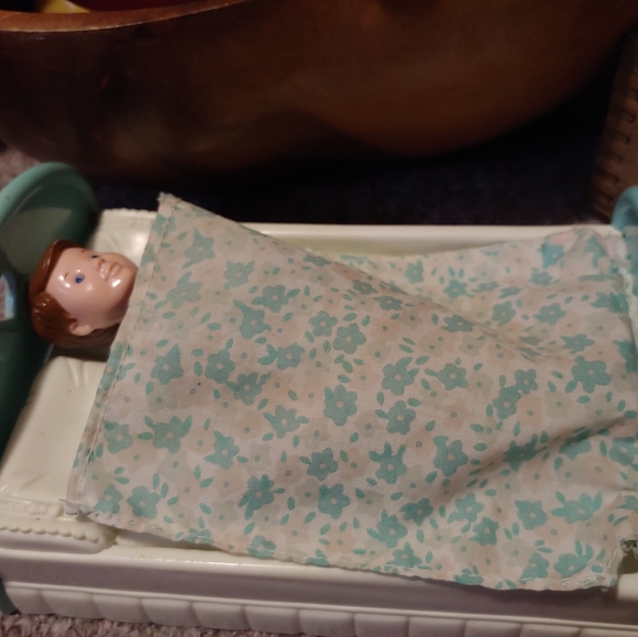 1993 Fisher Price Loving Family Father and Bed - Picture 3 of 3